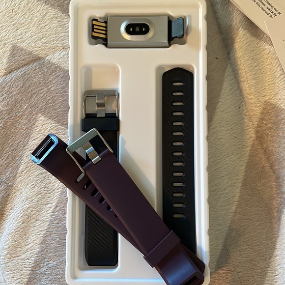 Brand New Fitness Tracker Watch with 2 Bands - Picture 2 of 8